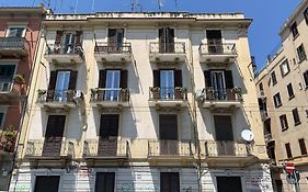 Domus Nikolai Rooms And Terrace-Central Bari